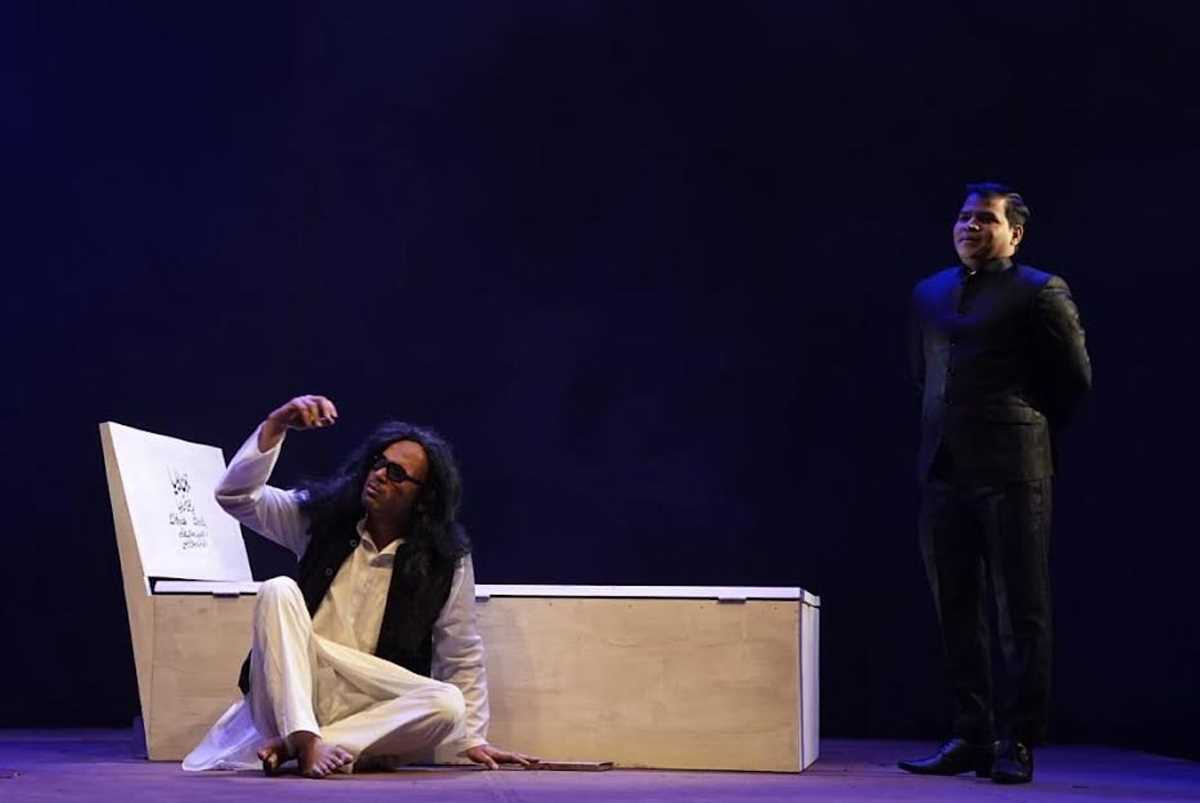 खानदानी जिन्न के मार्फ़त जौन एलिया से मुलाक़ात खानदानी जिन्न के मार्फ़त जौन एलिया से मुलाक़ात